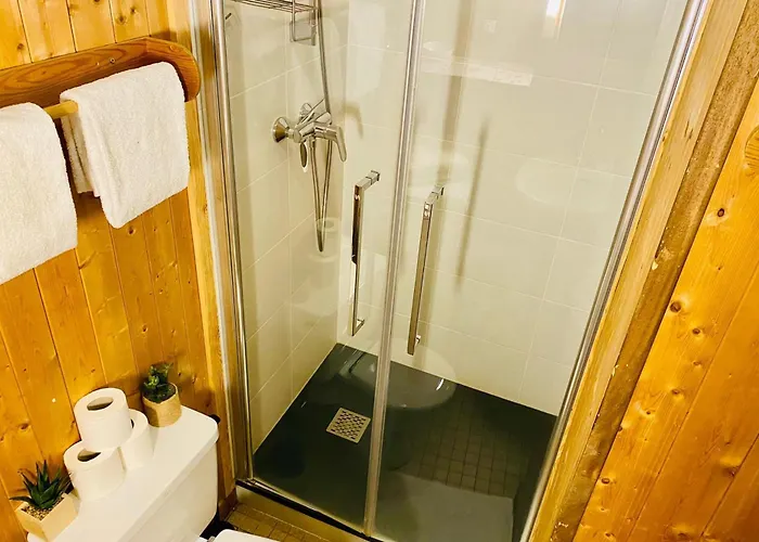 Alpine Mont Blanc View Parking Apartman *